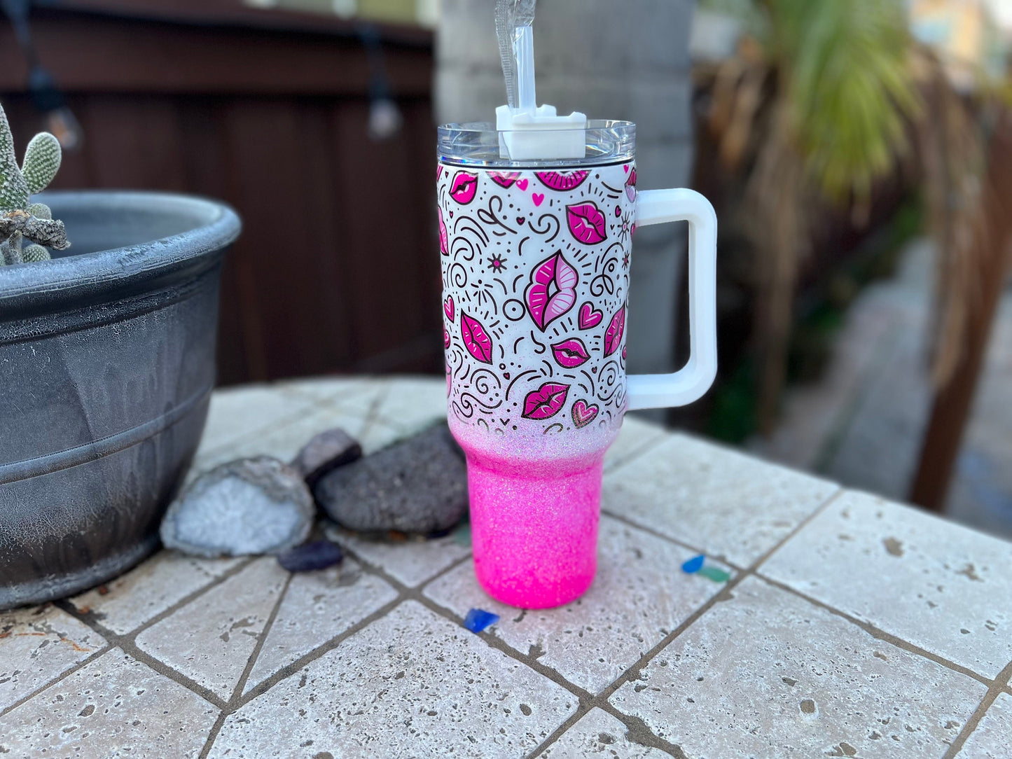 40oz Valentines Kisses Resin Tumbler with Handle